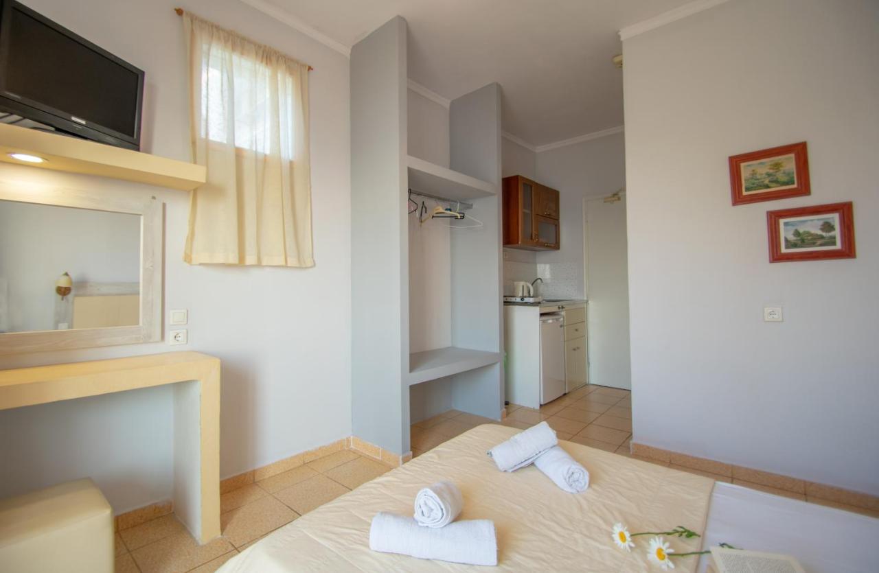 Agoulos Beach Hotel Argassi Exterior foto